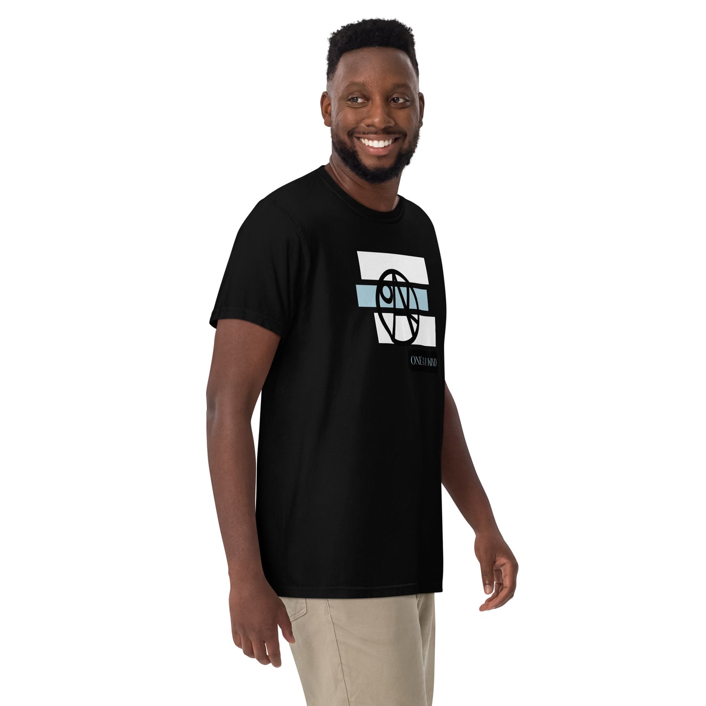 Unisex garment-dyed heavyweight t-shirt