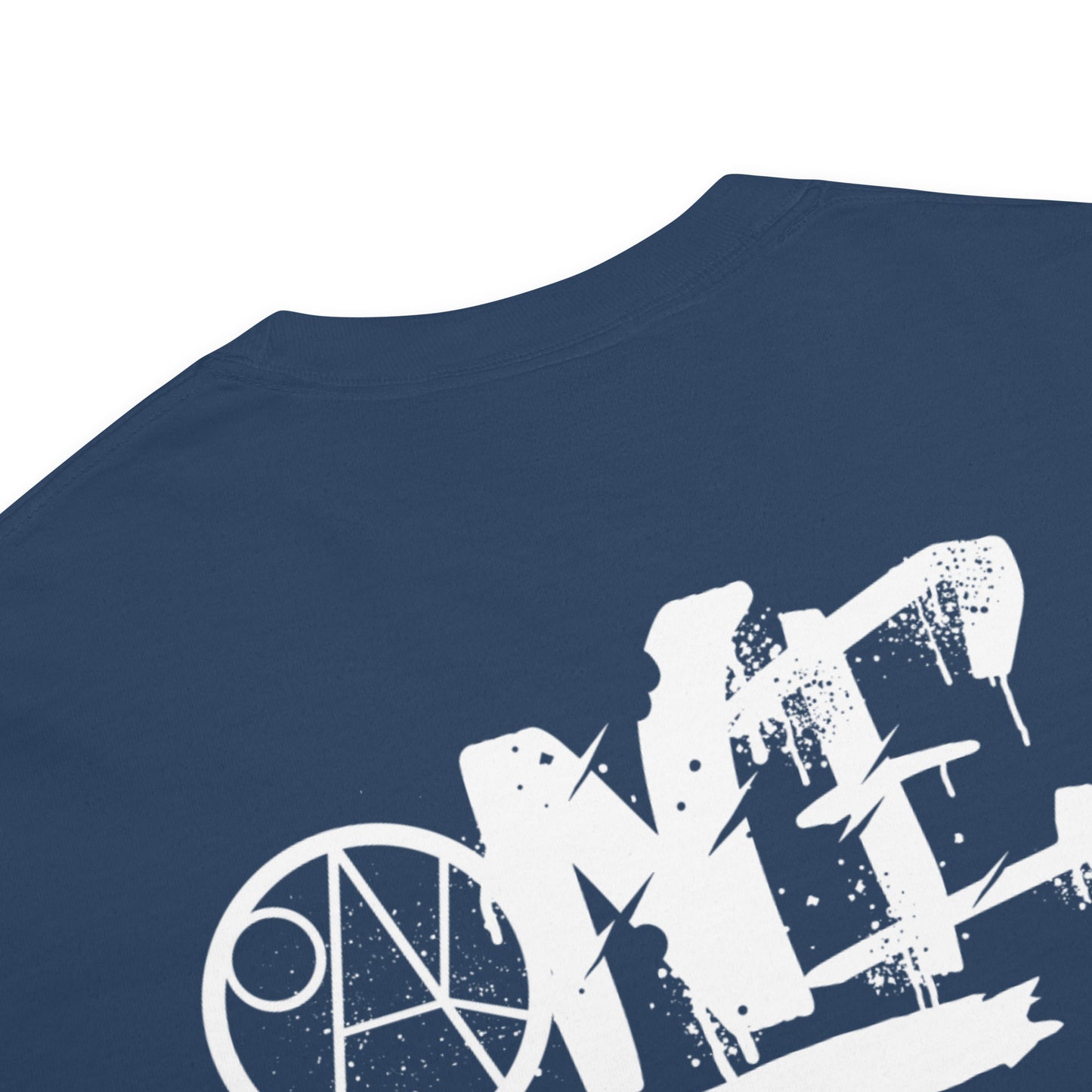 Unisex garment-dyed heavyweight t-shirt