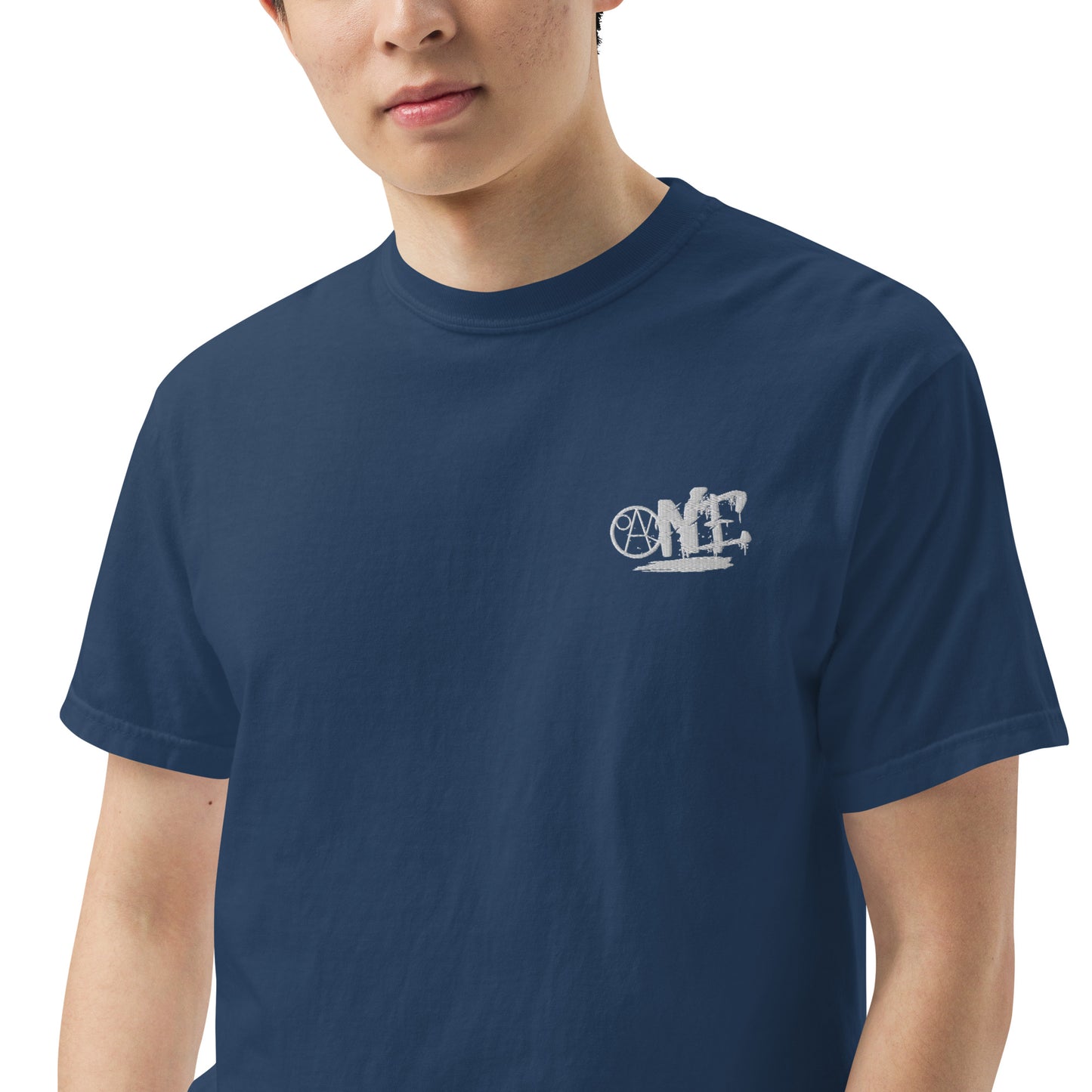 Unisex garment-dyed heavyweight t-shirt