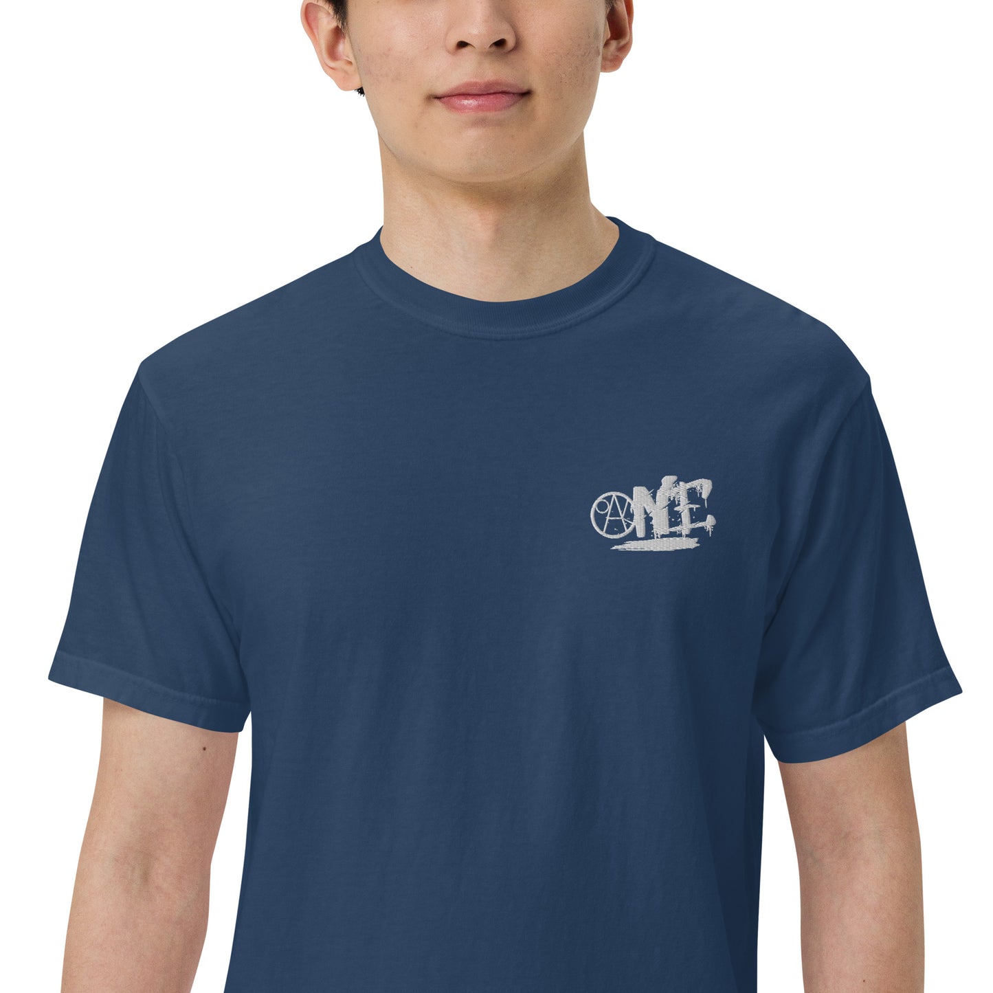 Unisex garment-dyed heavyweight t-shirt